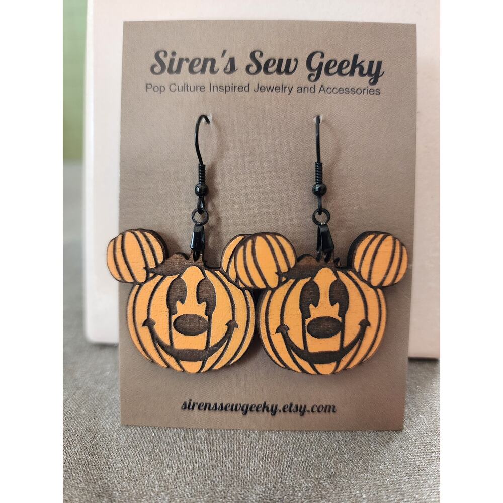 Mickey Pumpkin Disney Halloween Engraved Earrings - Picture 3 of 3